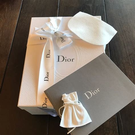 the eco shipping box dior|dior complimentary gift wrapping.